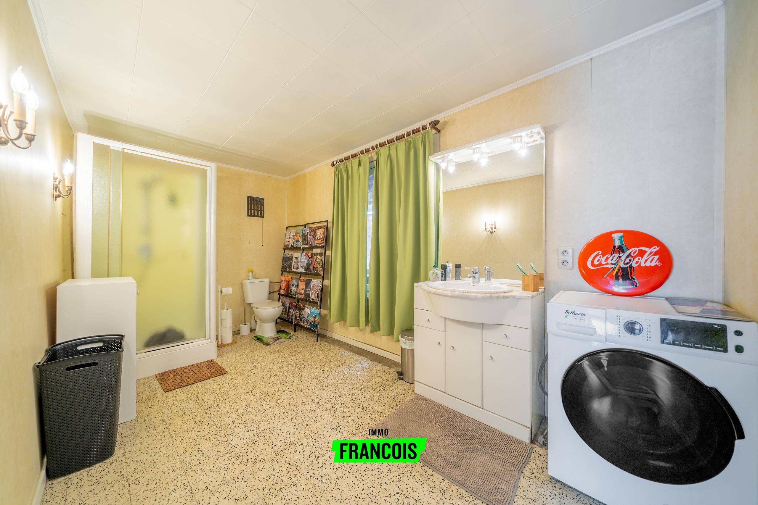 Woning met veel potentieel, grote tuin en bijgebouw in Wevelgem te koop! - foto 5