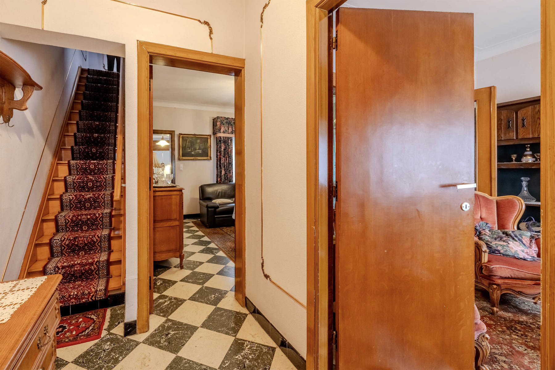 Te renoveren woning met o.a. 2 slaapkamers - foto 3