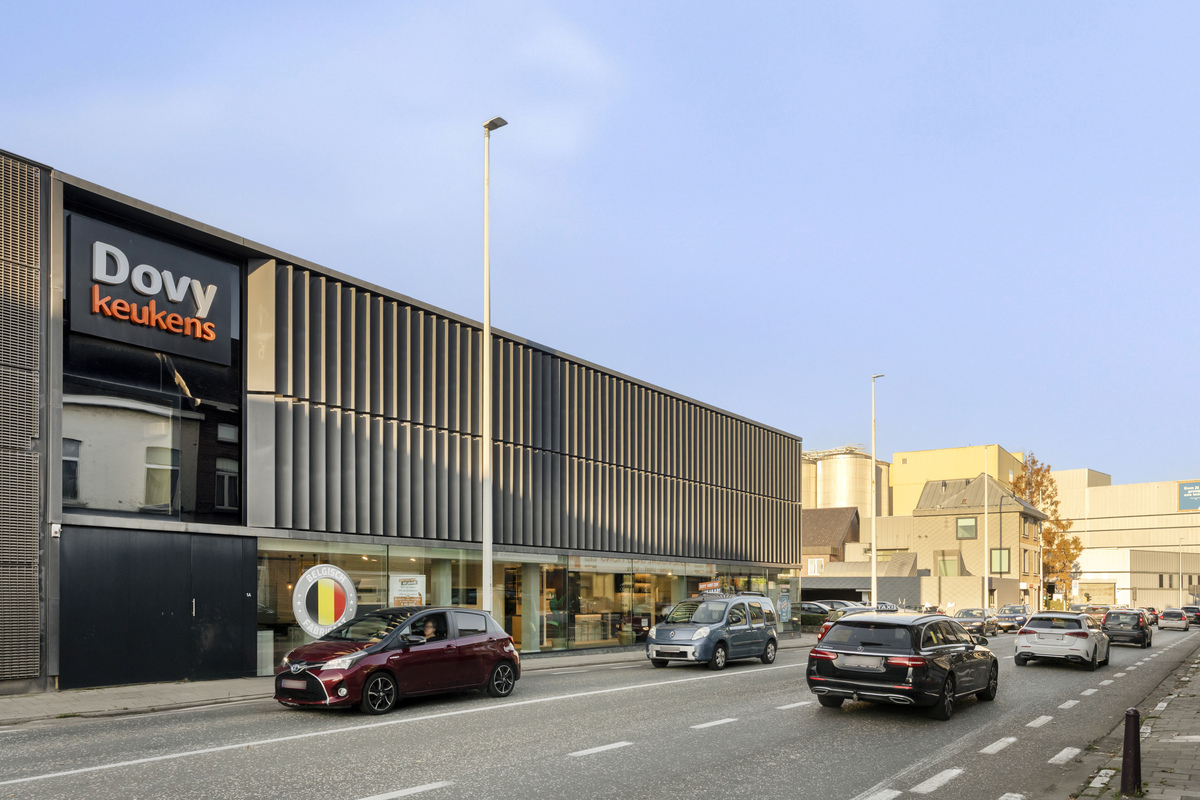 Moderne kantoorruimte op toplocatie nabij E40 en stadscentrum - foto 5