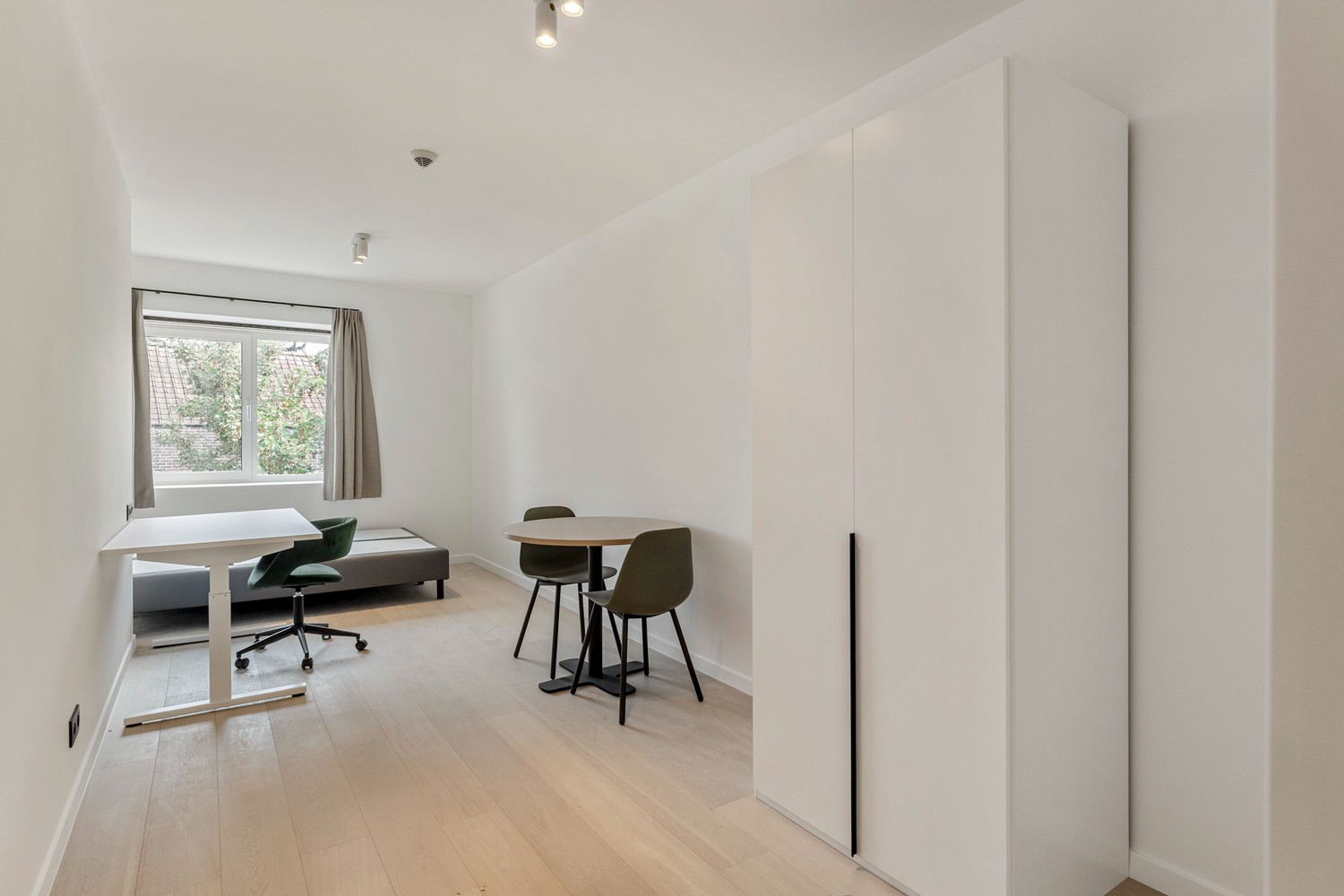 Bent u nog op zoek naar een mooie studio voor het academiejaar '26-'27? Nieuwe studio's, onmiddellijk beschikbaar voor eigen gebruik of verhuur! - foto 3