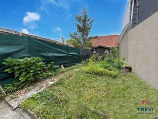 SOUS OPTION Rebecq, belle maison rénovée (en grande partie) proposant 3 chambres, un emplacement de parking privé et un joli jardin. Elle se...