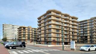 DUBBELE PARKEERPLAATS 45 & 46 TE KOOP ONDER DE RESIDENTIES "ALEXANDRA + WESTHINDER + ZUIDHINDER" GELEGEN OP DE LEOPOLD I ESPLANADE TE DE PANNEDe twee...