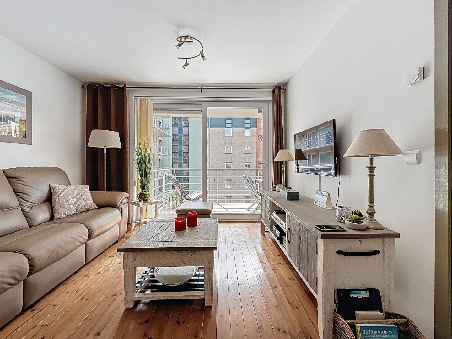 Gemeubeld appartement met terras nabij het strand te Nieuwpoort - foto 2