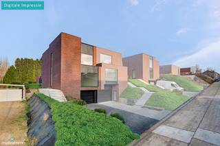 VOLLEDIG AFGEWERKTE EN GESCHILDERDE NIEUWBOUWWONING (EPB E10) MET 3 SLAAPKAMERS, OVERDEKT TERRAS, 2 GARAGES, KELDER EN AANGELEGDE TUIN IN WERM***...