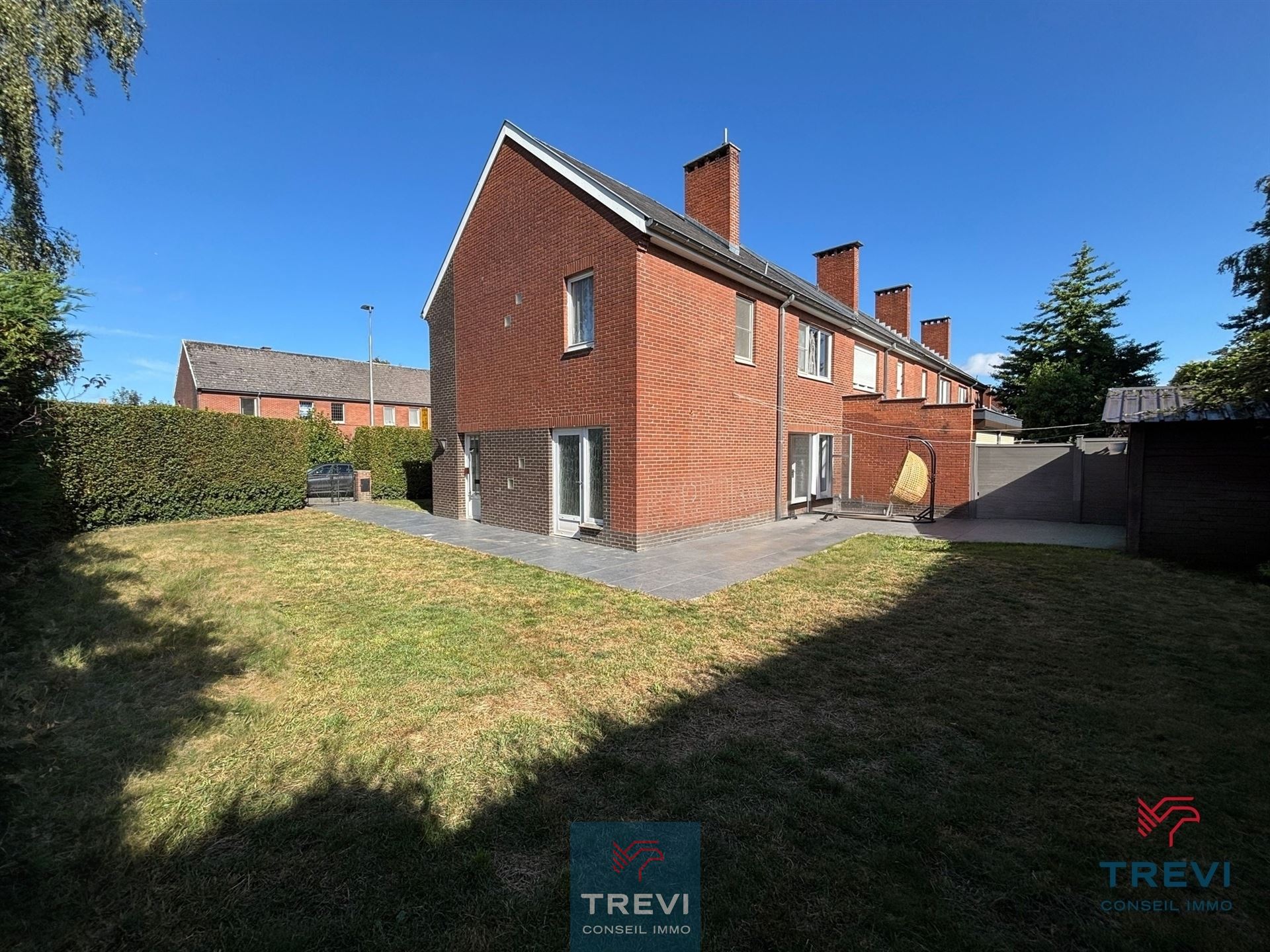 SOUS OPTION Belle maison 3 façades avec beau jardin - photo 2