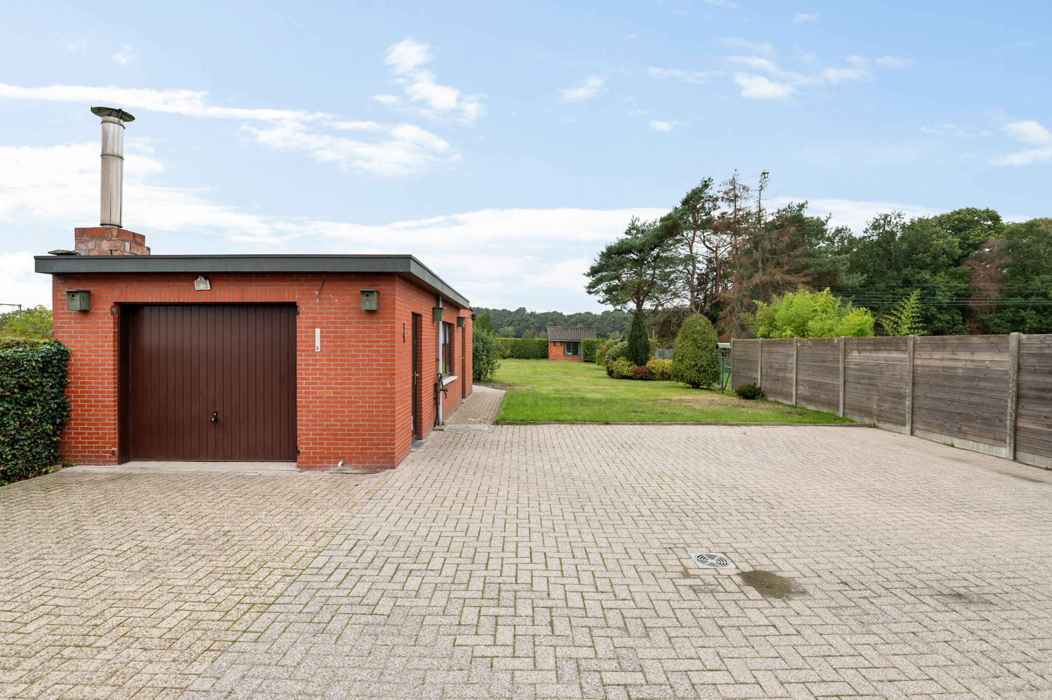 Charmante woning met grote tuin - foto 5