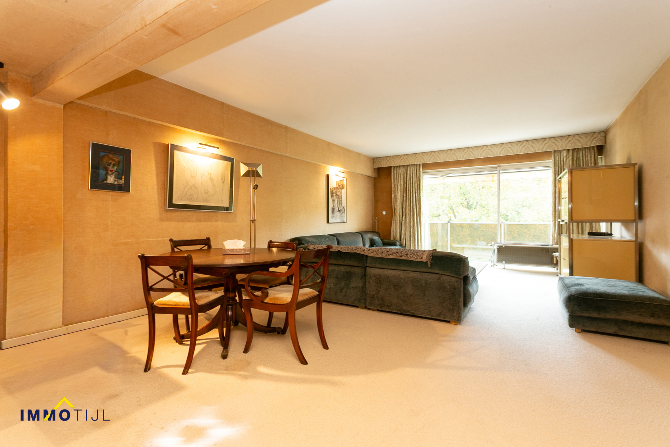 Apartment for sale in Brussels with 2 bedrooms - photo 2