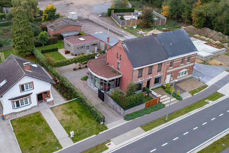 Knap afgewerkte, energiezuinige en ruime woning met guesthouse/praktijkruimte op een centrale (maar toch bosrijke!) locatie te As - foto 5
