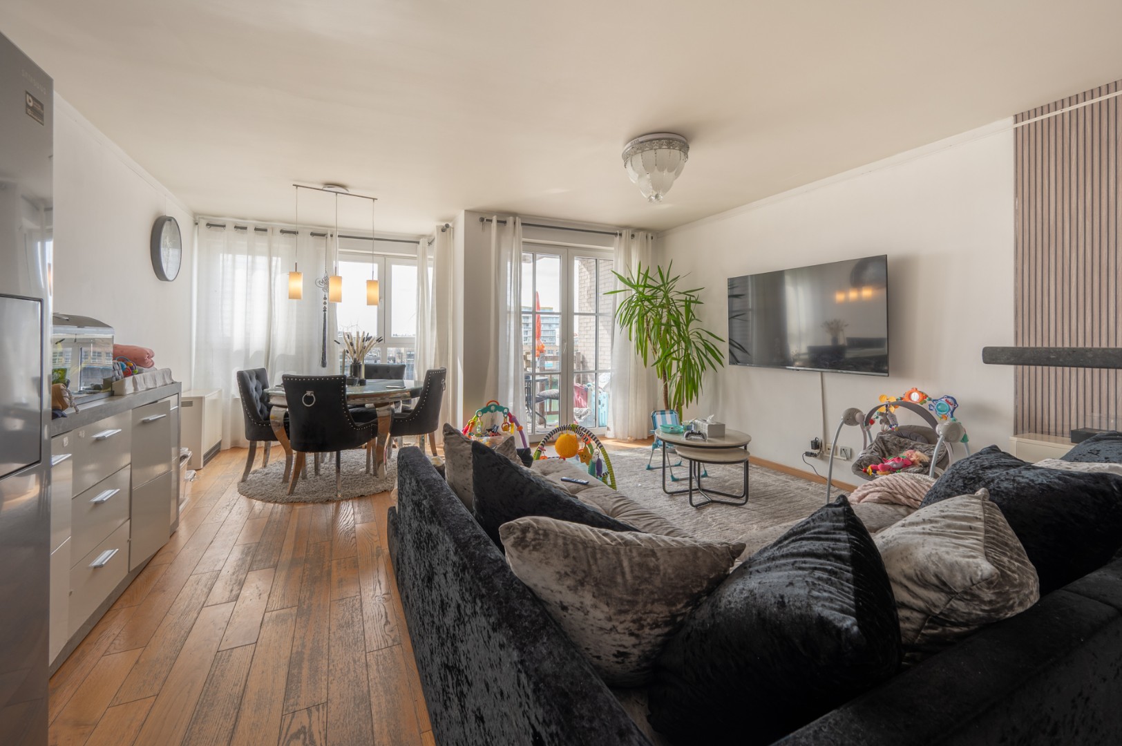 Zonnig appartement met 2 slaapkamers en terras met zicht op de jachthaven - foto 5
