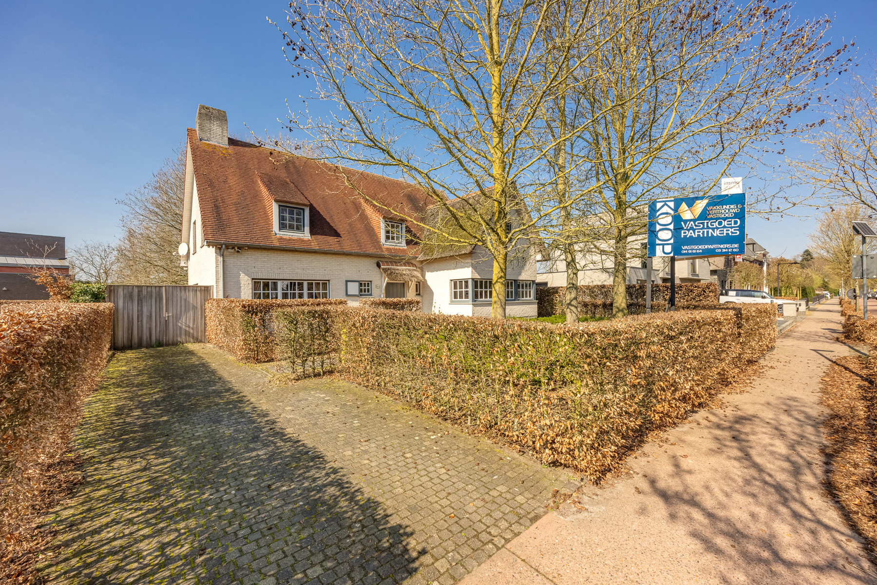 Rustig gelegen villa met grote tuin - foto 1