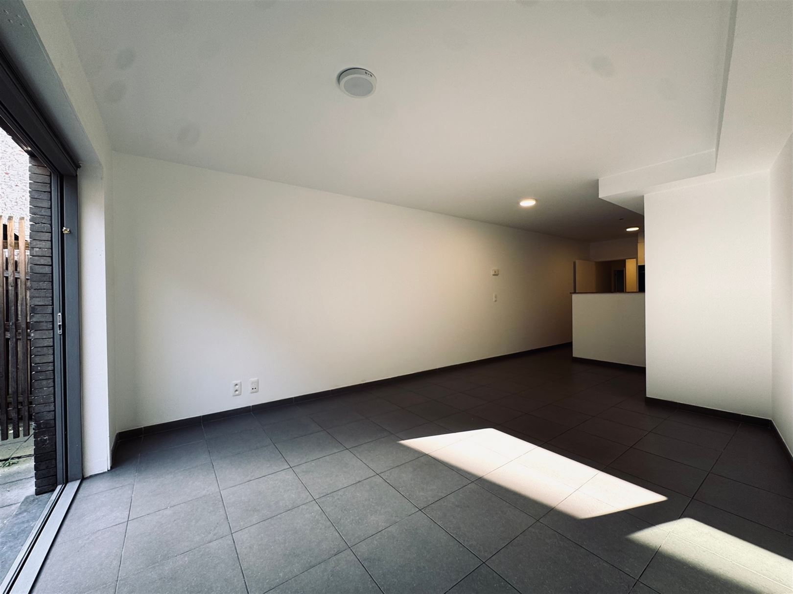 Gelijkvloers appartement in hartje Sint-Niklaas - foto 3