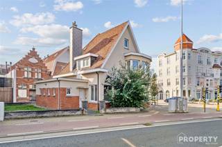 Ontdek deze prachtige klassieke villa met veel potentieel, gelegen in een geliefde en rustige buurt van Knokke-Heist, op wandelafstand van...