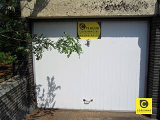 <p><span>Box garage hors sol idéalement situé ! A louer à 130 euros/mois. </span></p><p><span>Disponible : 1/12/2025</span></p>