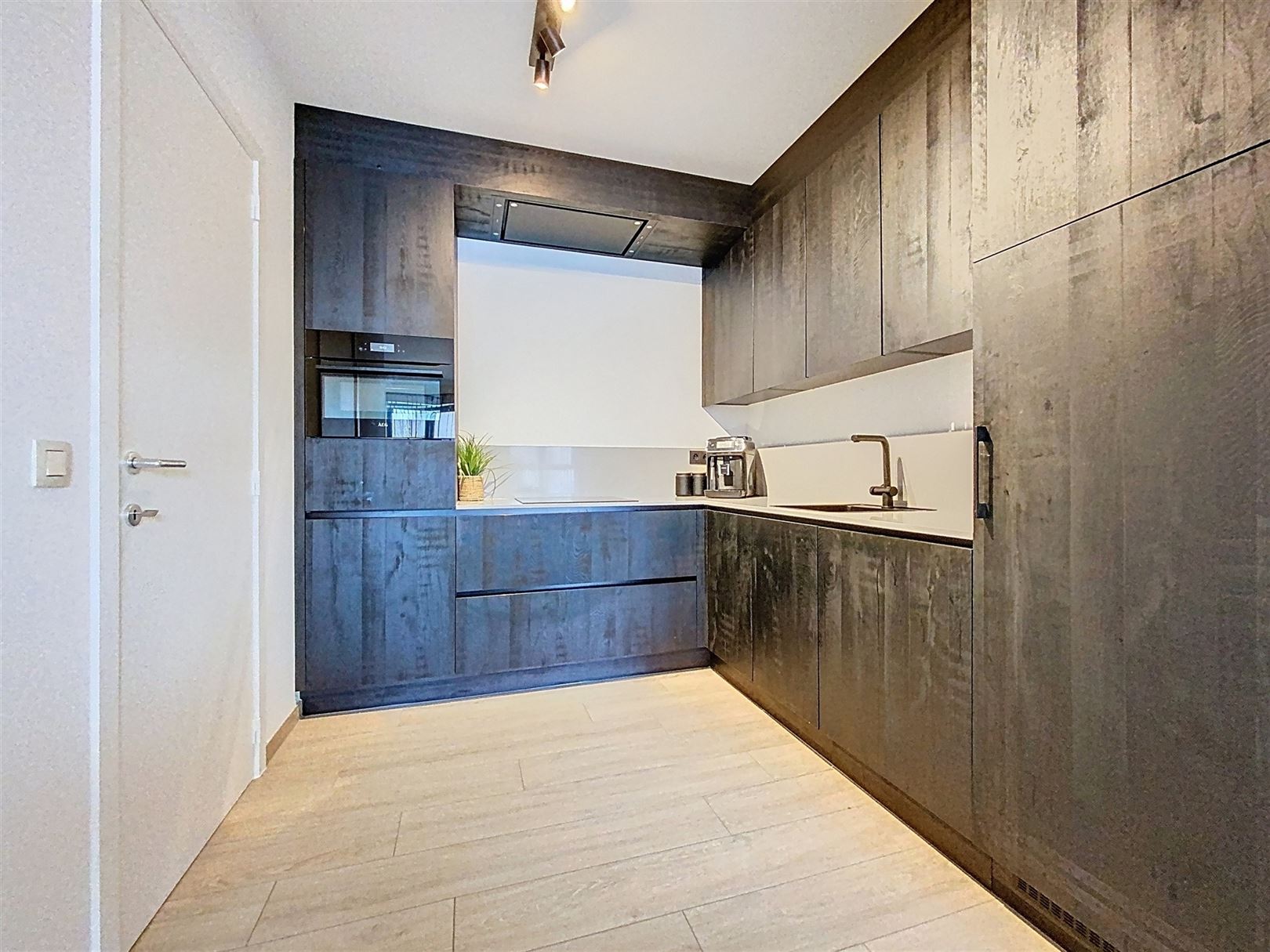 Apartment for rent in Antwerp with 3 bedrooms - photo 5
