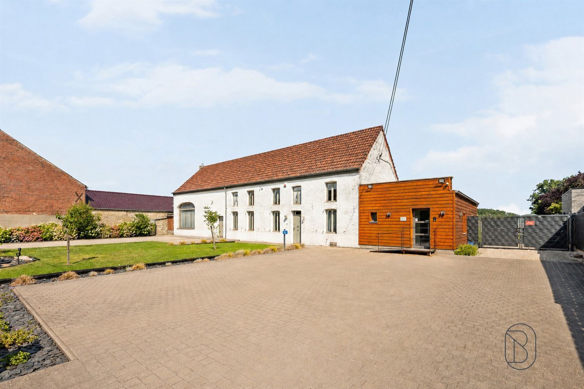 Karaktervolle gezinswoning met professionele ruimte! - foto 5