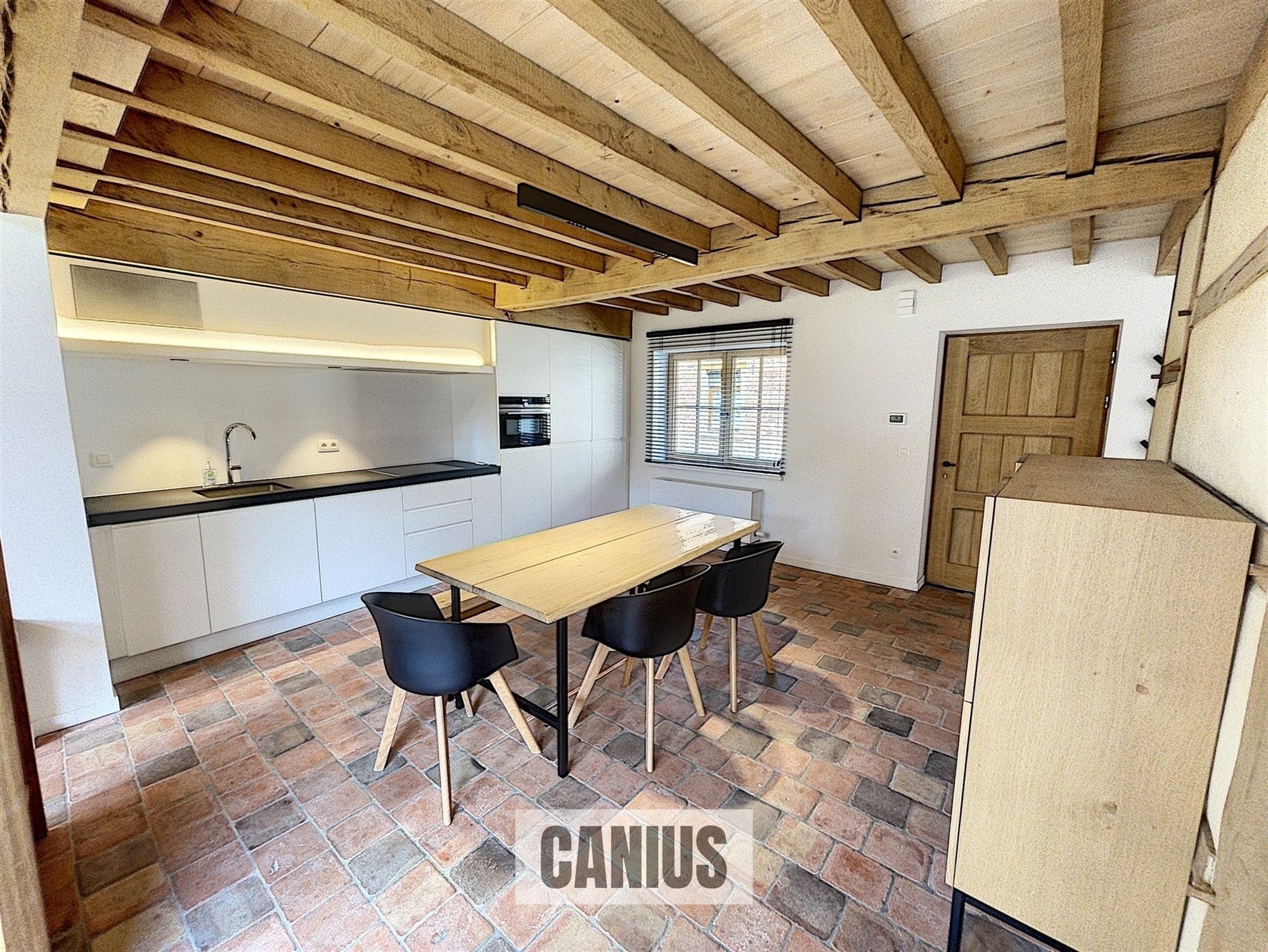 TIJDLOZE WONING IN HARTJE SINT-TRUIDEN - foto 4