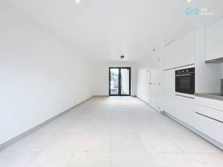 E-mail: rent.brussels@weinvest.be Tel.: 02/3155173We Invest is verheugd u dit appartement met een woonoppervlakte van 77 m² te mogen voorstellen,...