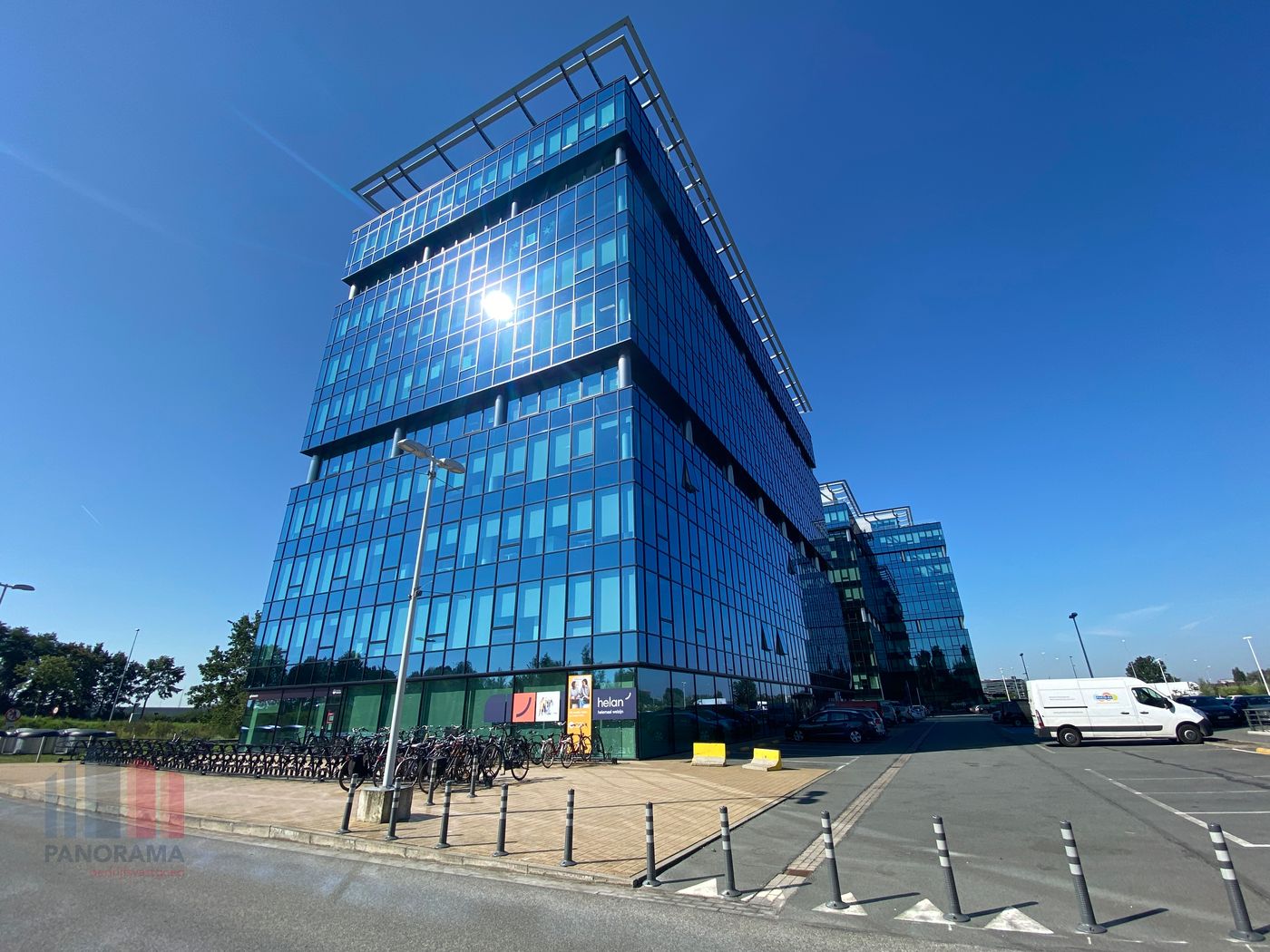 Bureaux haut de gamme de 370 m² à louer dans les Blue Towers - photo 5