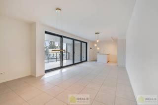 !!! GELIEVE U ENKEL PER MAIL AAN TE MELDEN!!!PRACHTIG INSTAPKLAAR NIEUWBOUWAPPARTEMENT MET AUTOSTAANPLAATS EN KELDERBERGING MIDDEN IN HARTJE LOMMEL,...