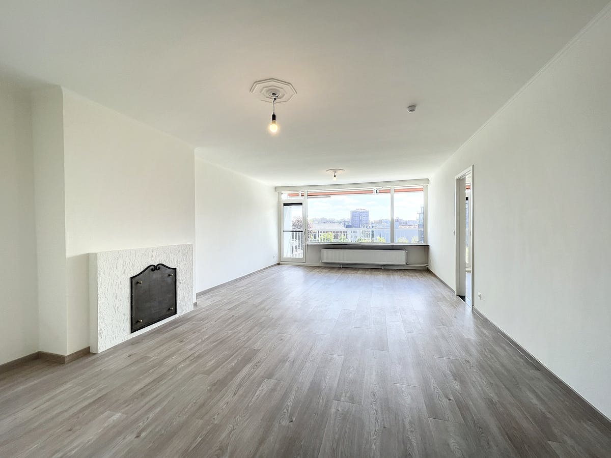 Appartement met 2 slaapkamers en 2 terrassen te huur in Gent - foto 2