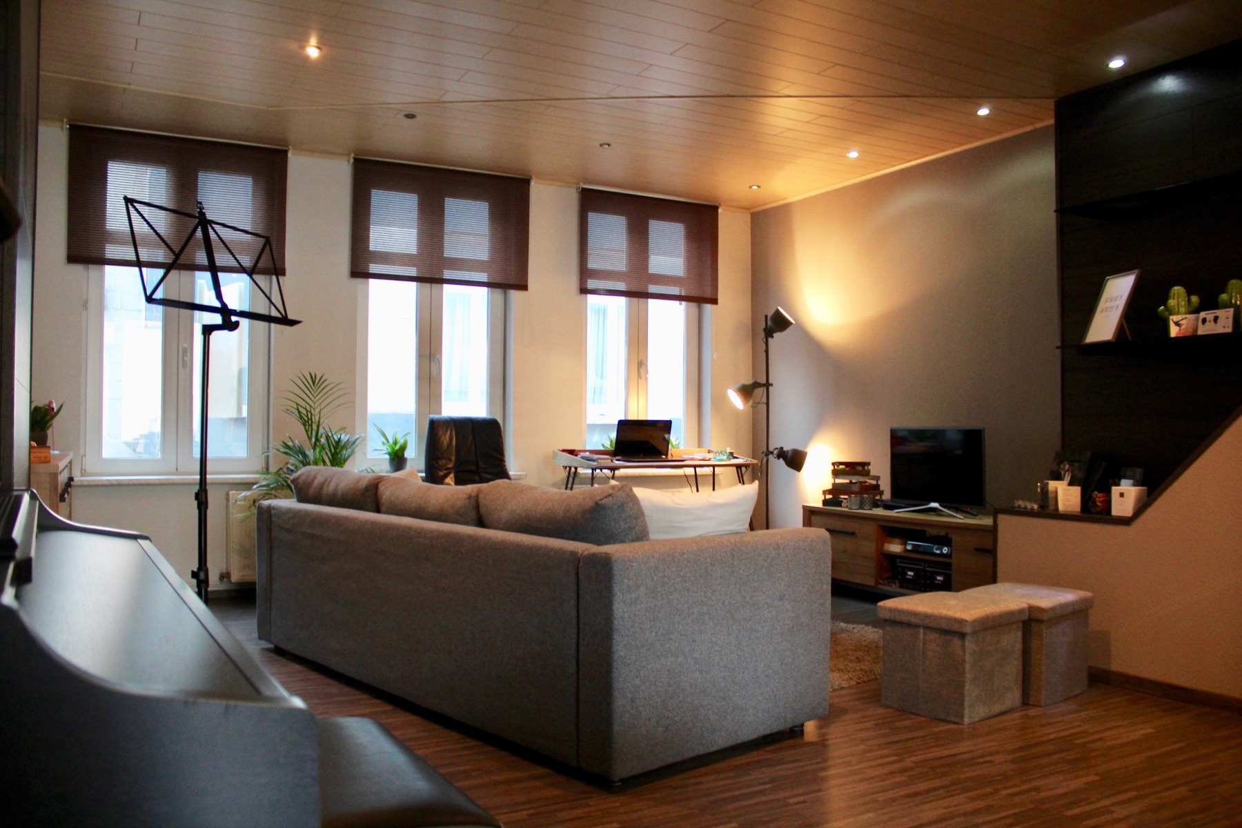 Ruim appartement met terras in centrum van Aalst! - foto 5