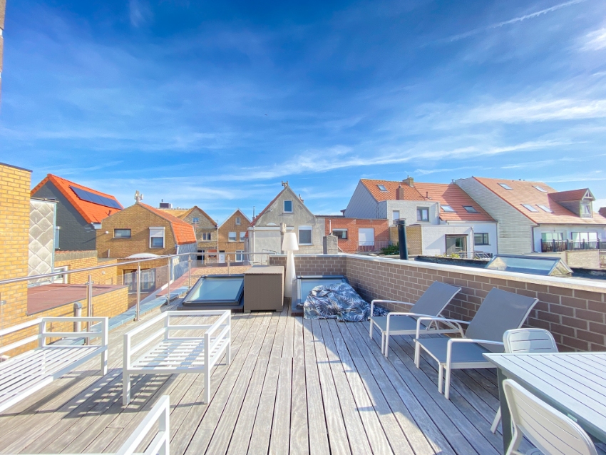 Recente bel-étagewoning te huur in het centrum van "het Oude Knokke" - foto 4