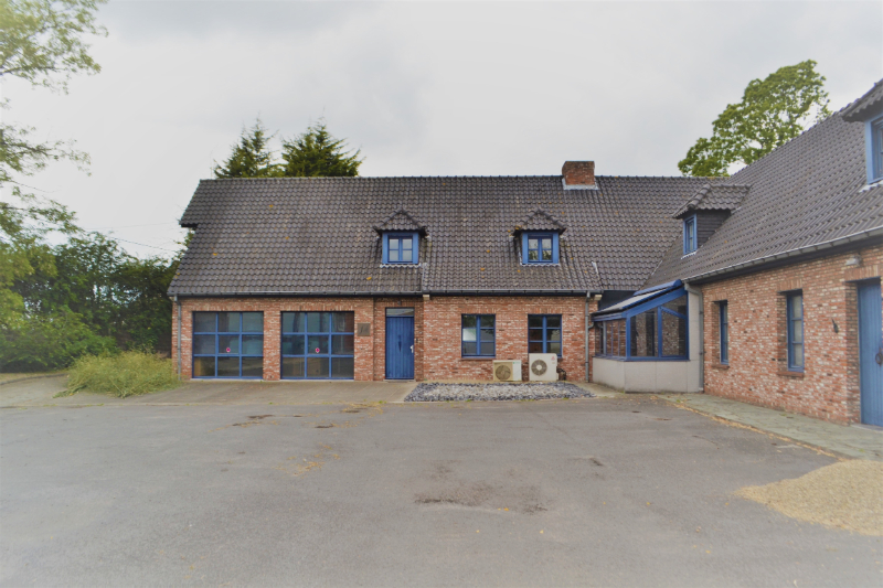 Kantoren te huur met parking! - foto 1