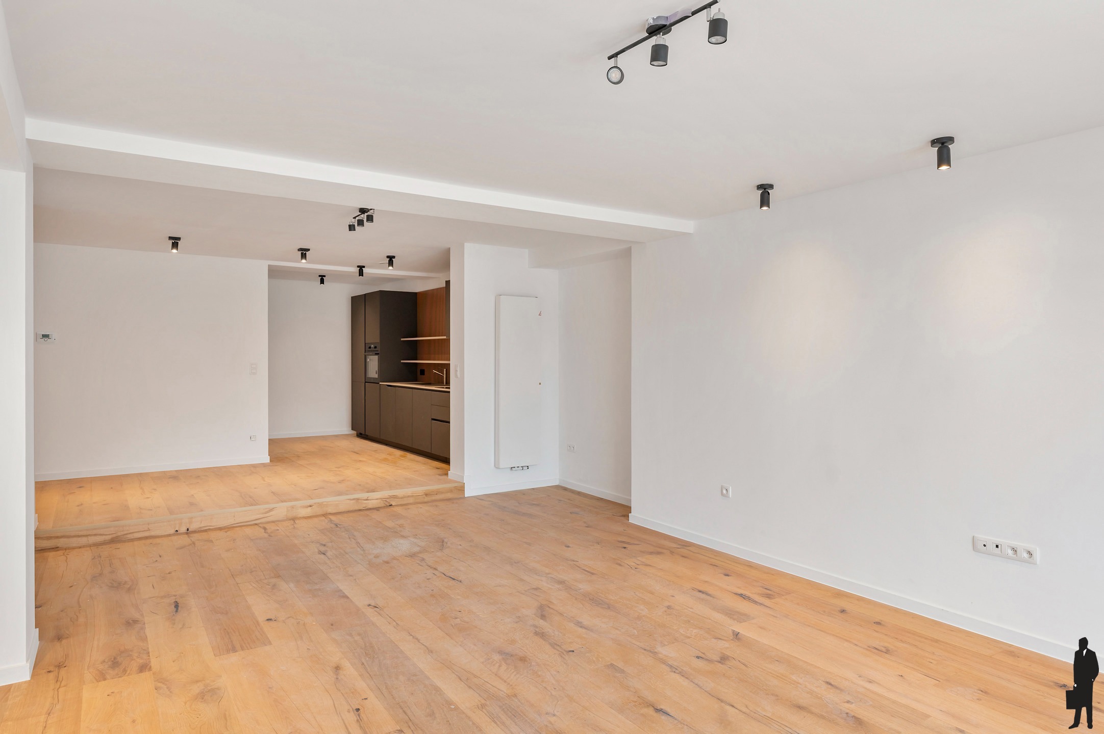 Prachtig gerenoveerd appartement (105 m²) met 2 slk’s en ruime tuin (190 m²) nabij centrum Mechelen. - foto 4