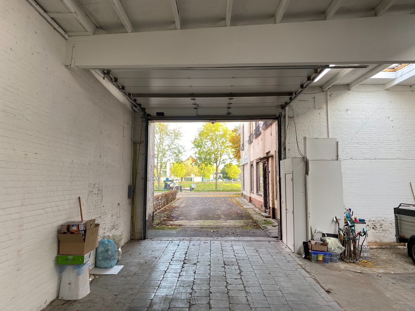 UNIEK AANBOD: 1.200 m² opslag/winkel - terrein 1.390 m² : vlakbij Bevrijdingslaan - BRUGGE - photo 5