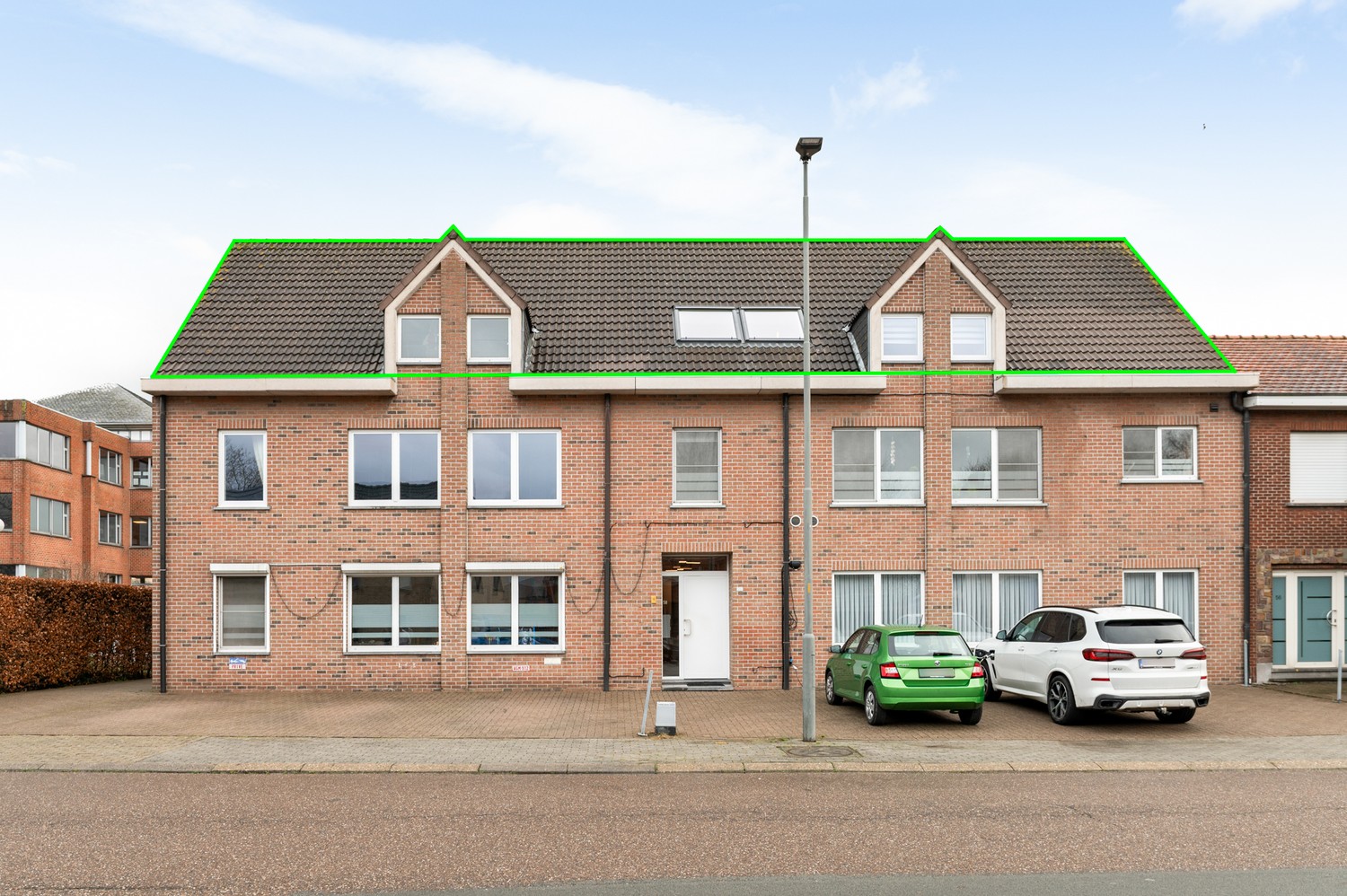 Instapklare tweewoonst met 4 slaapkamers in Wommelgem - foto 4