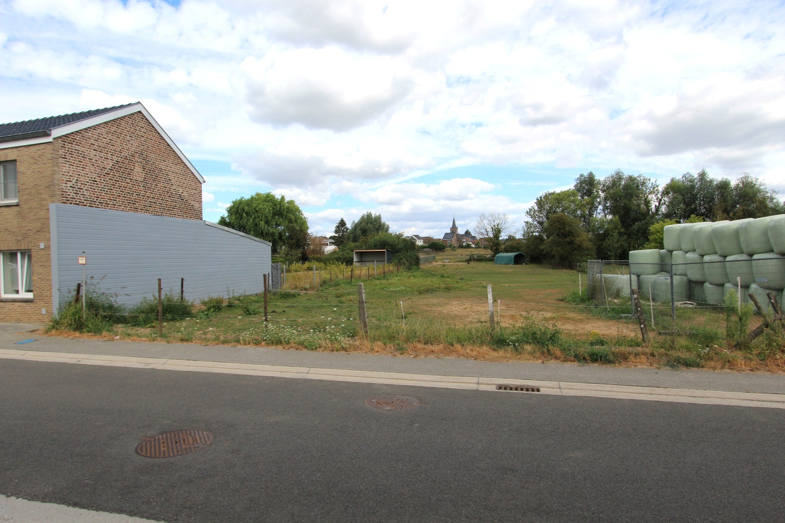 Perceel bouwgrond met diepe tuin - landelijk gelegen in Borgloon-Jesseren - foto 4
