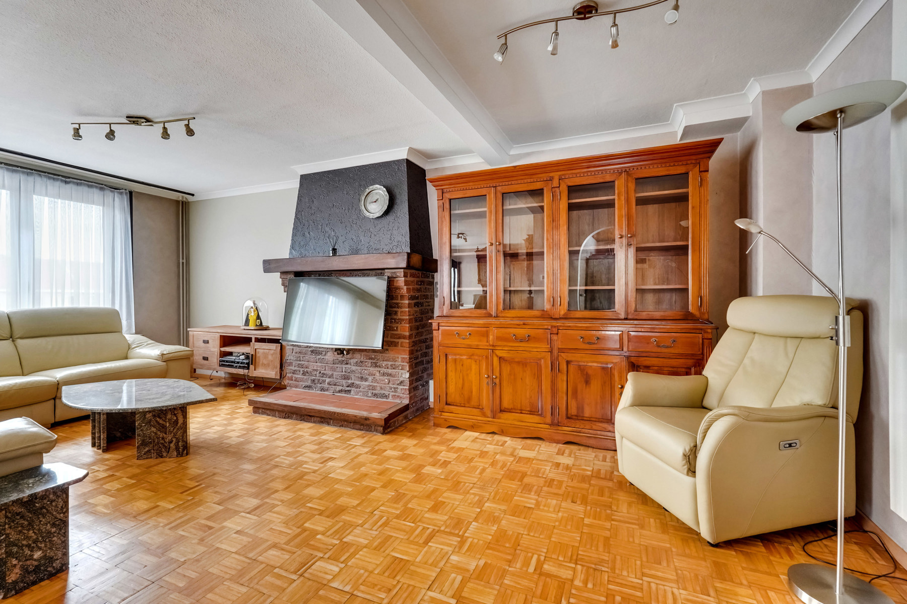 Apartment for sale in Hasselt with 4 bedrooms - photo 3