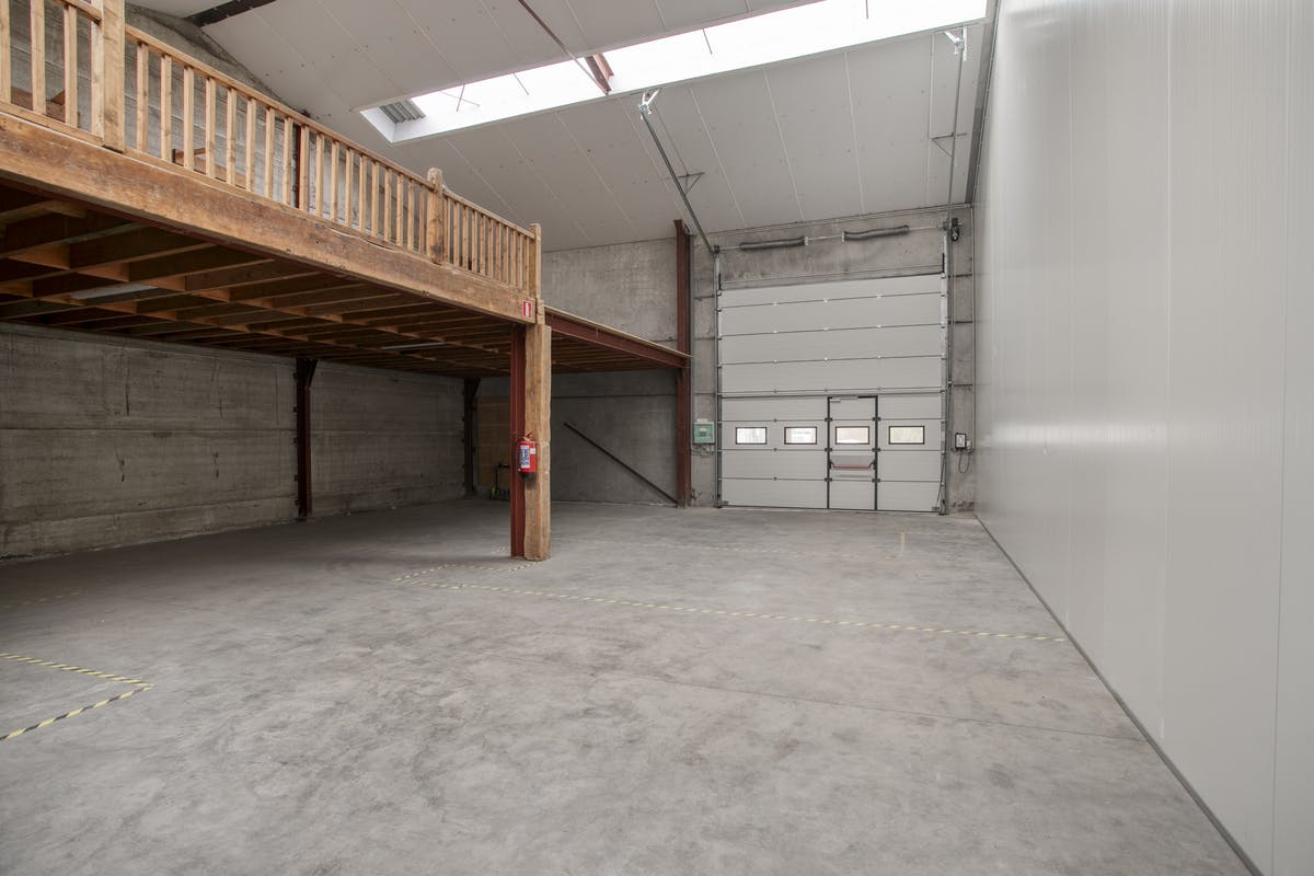 KMO-unit van 240 m² te huur in Kuurne - foto 4