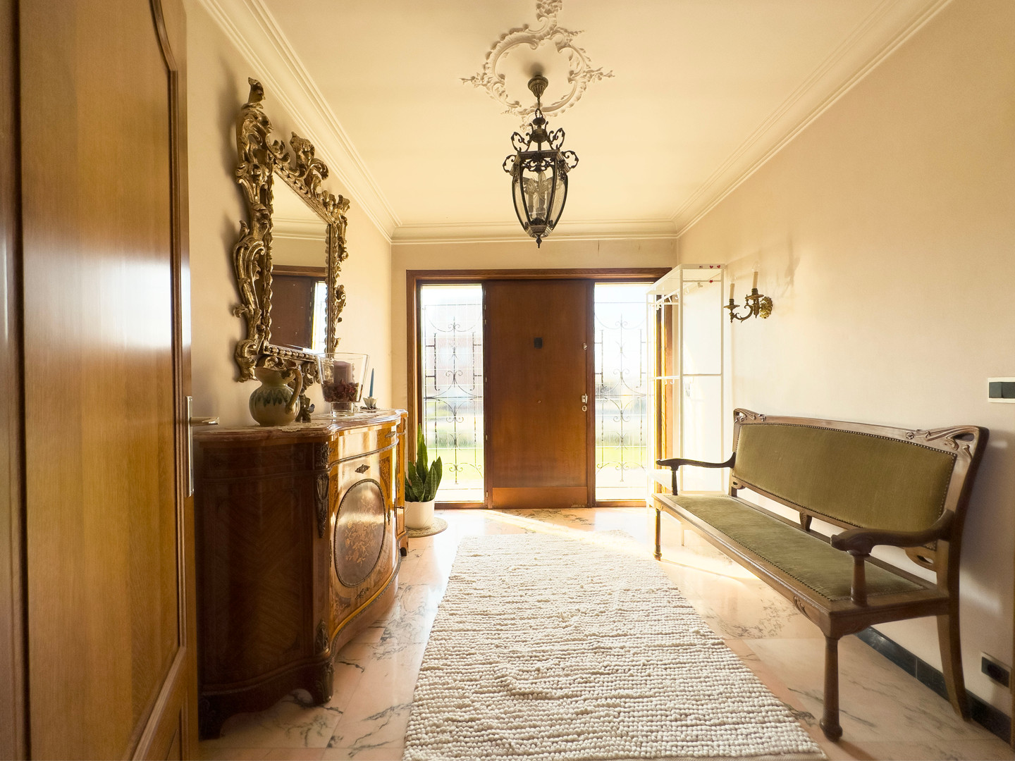 Woning plus magazijn te koop op uitstekende ligging te Merelbeke. - foto 4