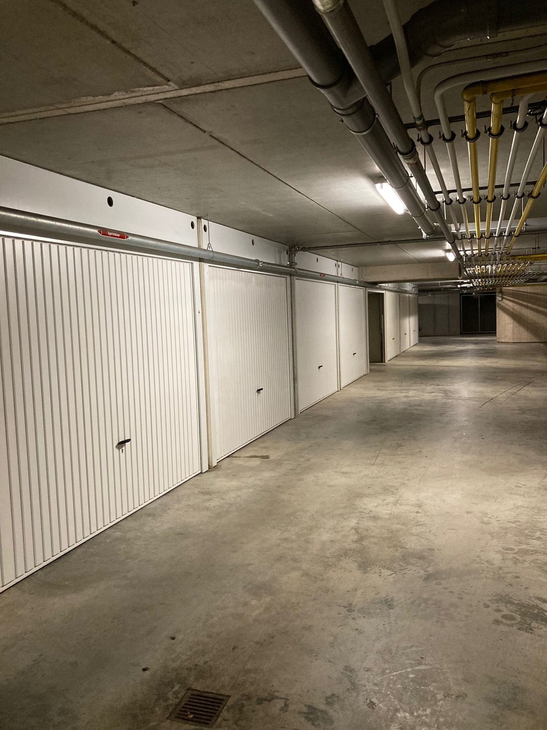 Ondergrondse autostaanplaats - foto 4