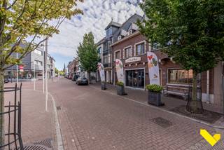 Instapklare horecazaak met uniek terras.Deze volledig ingerichte handelsruimte ligt op een absolute topligging in het centrum van Westerlo, met...