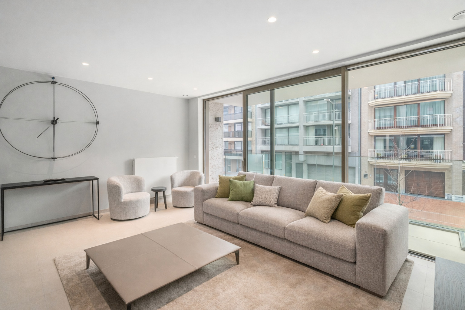 Lichtrijk appartement met ruim terras te koop in Knokke! - foto 5