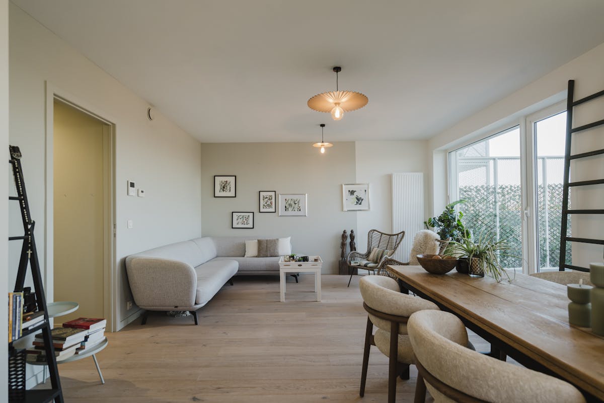 Adembenemend appartement met Leiezicht in hartje Kortrijk - foto 3