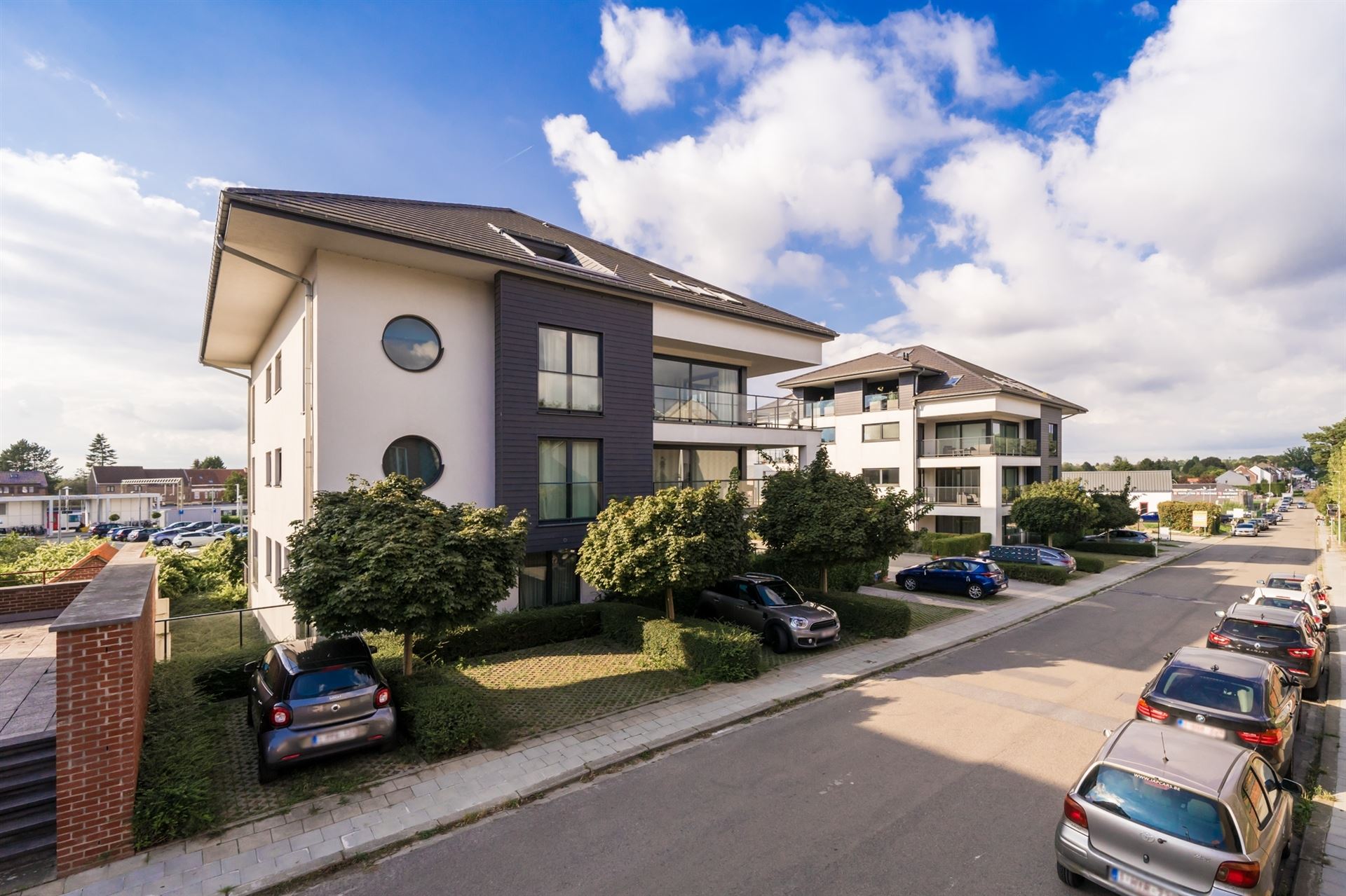 Unique and bright penthouse of approx. 185 m² in Waterloo - photo 1