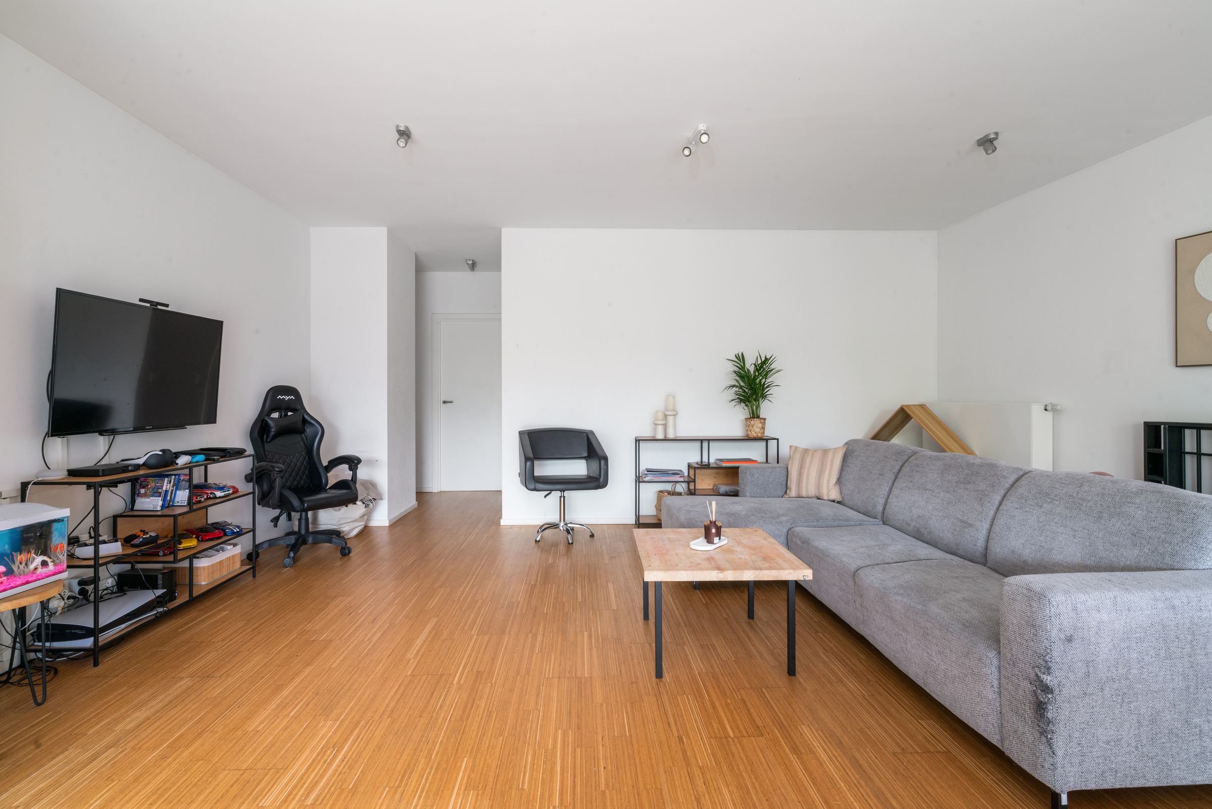 Stijlvol appartement met 2 terrassen in het centrum. - foto 3