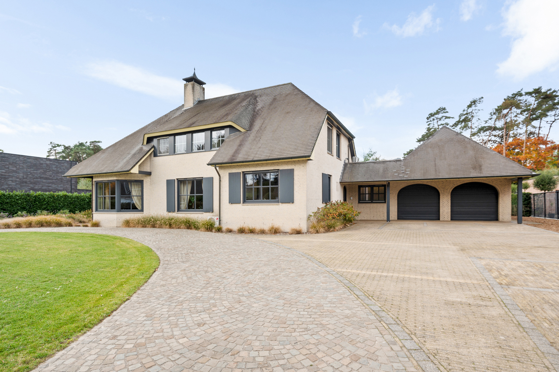 Villa met 5slk en binnenzwembad op 2090m² - foto 2
