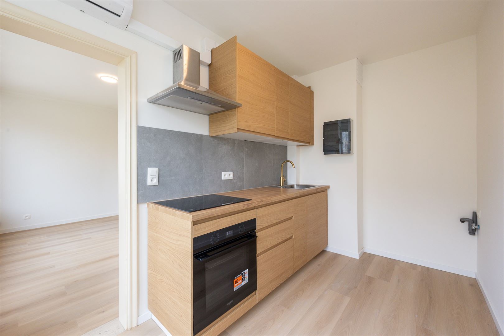 Instapklaar dakappartement aan Rivierenhof  - foto 5