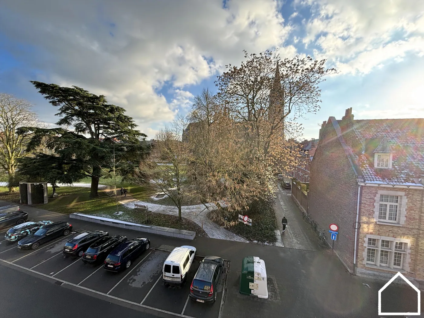 Centrum Ieper – Ruim en lichtrijk hoekappartement met terras - foto 5