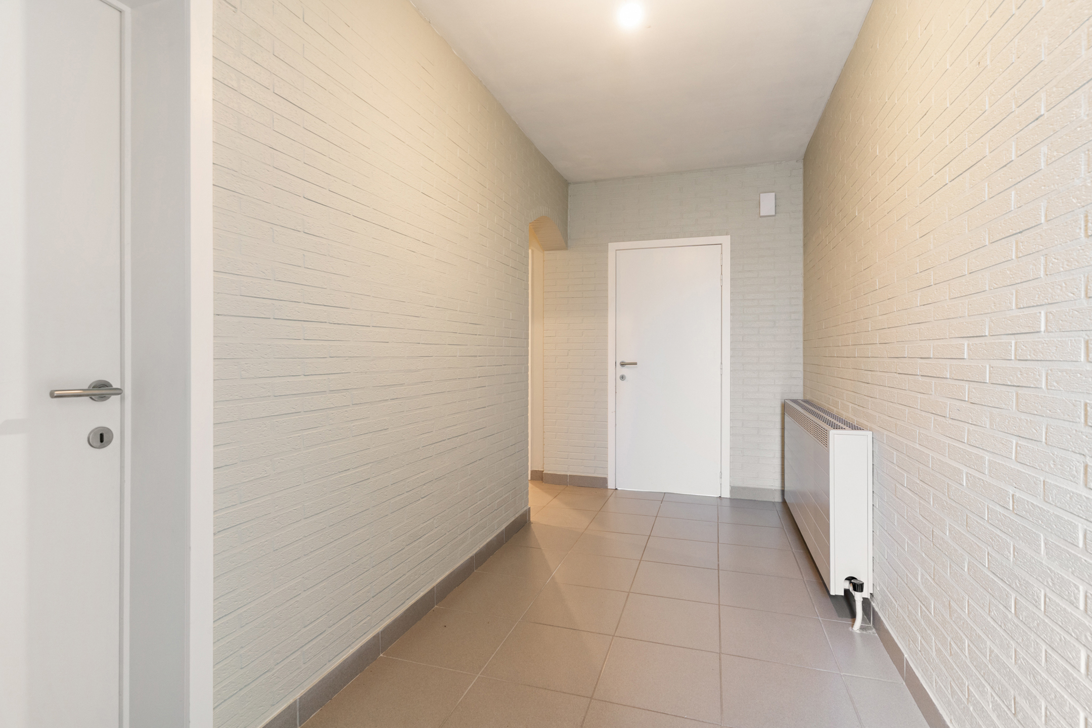 Villa met 4 slaapkamers in residentiële omgeving - foto 5