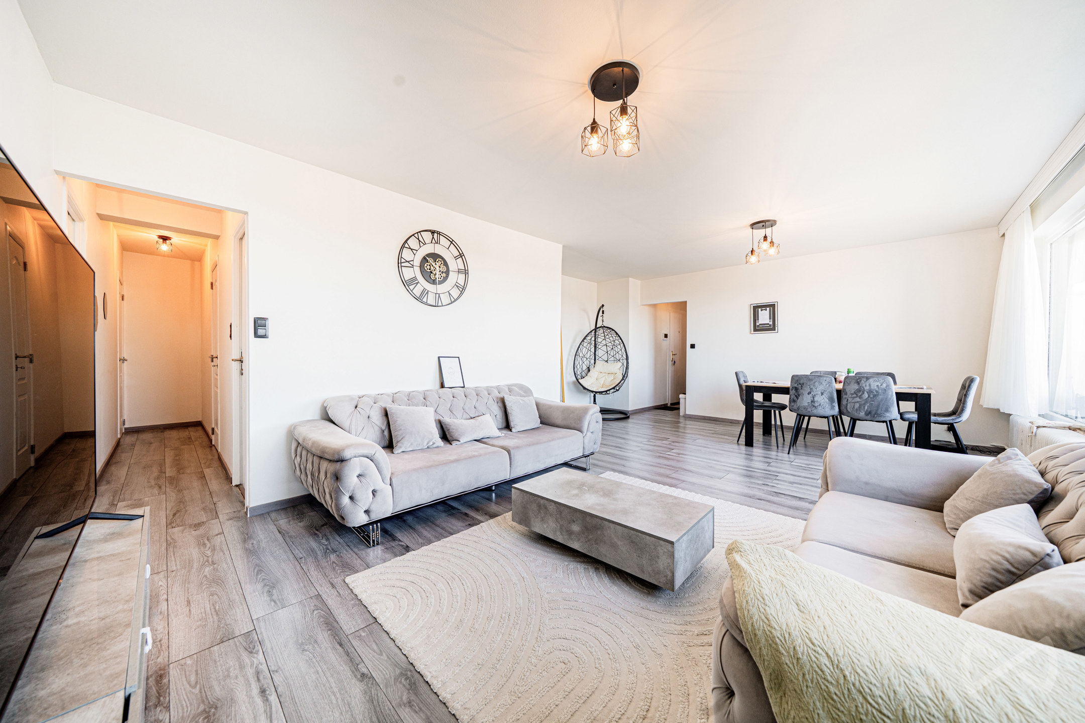 Licht appartement, 3 slaapkamers en een prachtig uitzicht! - foto 3