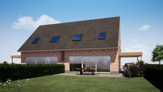 Langs de Westkerkestraat te Eernegem vinden we ter hoogte van nummer 153 deze rustieke nieuwbouwwoning terug op perceeloppervlakte van 502 m².<br /><br />De Westkerkestraat (N368) is een belangrijke verbindingsweg tussen het centrum van Eernegem en Westkerke. Alle nodige voorzieningen zoals bakker, beenhouwer, school, grootwarenhuis en apotheek bevinden zich op wandel- of fietsafstand.<br />Dankzij een nabijgelegen busknooppunt (lijnen 21 & 52) op slechts 150 meter, geniet u van een vlotte verbinding met Brugge en Oostende.<br /><br />Deze halfopen woning bestaat op de gelijkvloerse verdieping uit een inkomhal met apart toilet, een ruime leefruimte met open ingerichte keuken en daarnaast een ruime was-en bergruimte. <br />Op de eerste verdieping bevinden zich 3 slaapkamers, waarvan 1 met dressing, een ruime badkamer en een nachthal met apart toilet. Tevens beschikt deze woning over een zolder.<br />Overigens beschikt de woning over een ruime, westgerichte tuin en carport. <br />(Gvg, WgLk, Gmo, Gvkr, Vv) ~ E-peil: 30 ~ Ref. OU28290<br /><br />Vraag gerust naar ons lastenboek en een duidelijke prijsraming op kantoor.<br /><br />De woning wordt tot in de puntjes afgewerkt, waarbij u als klant volledige inspraak in de afwerking hebt. <br /><br />Dit ontwerp is op heden in vergunningsaanvraag bij de gemeente Ichtegem.<br />Verkopen kunnen nog niet worden gerealiseerd, een reservering maken is wel mogelijk.<br /><br />Residentie Vastgoed treedt niet op als bemiddelaar maar als verkoper van het onroerend goed.