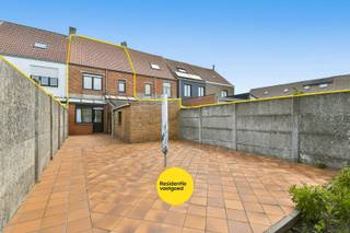 House for sale in Gistel