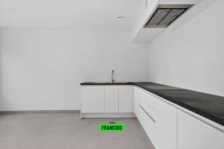 In het hart van Oostvleteren, in de volledig nieuwe kleinschalige residentie Ter Vleteren, bevindt zich deze instapklare nieuw studio/appartement.Een...