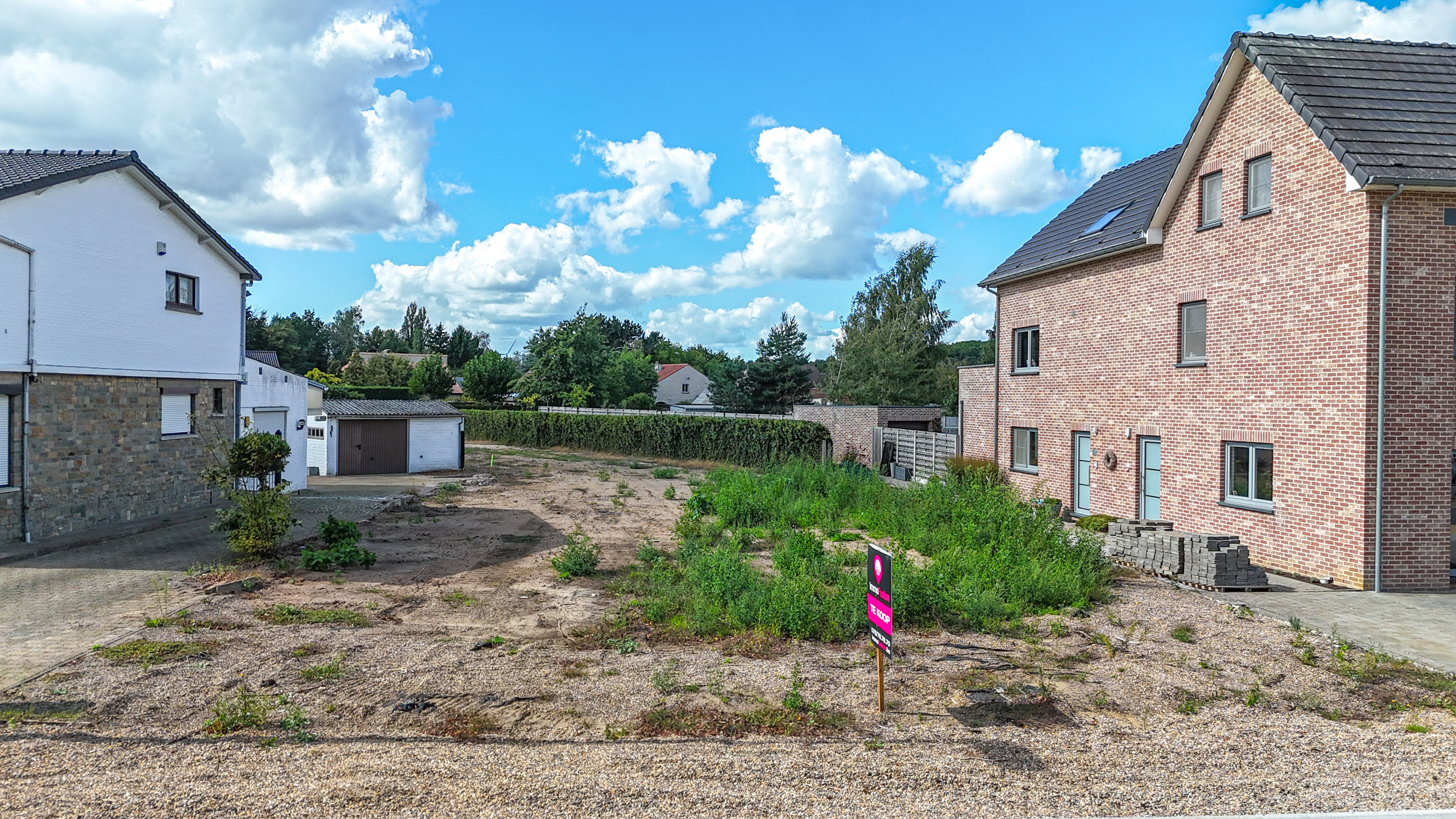 Zonnig en ruim perceel met grote tuin in een rustige straat te Boekt - foto 4