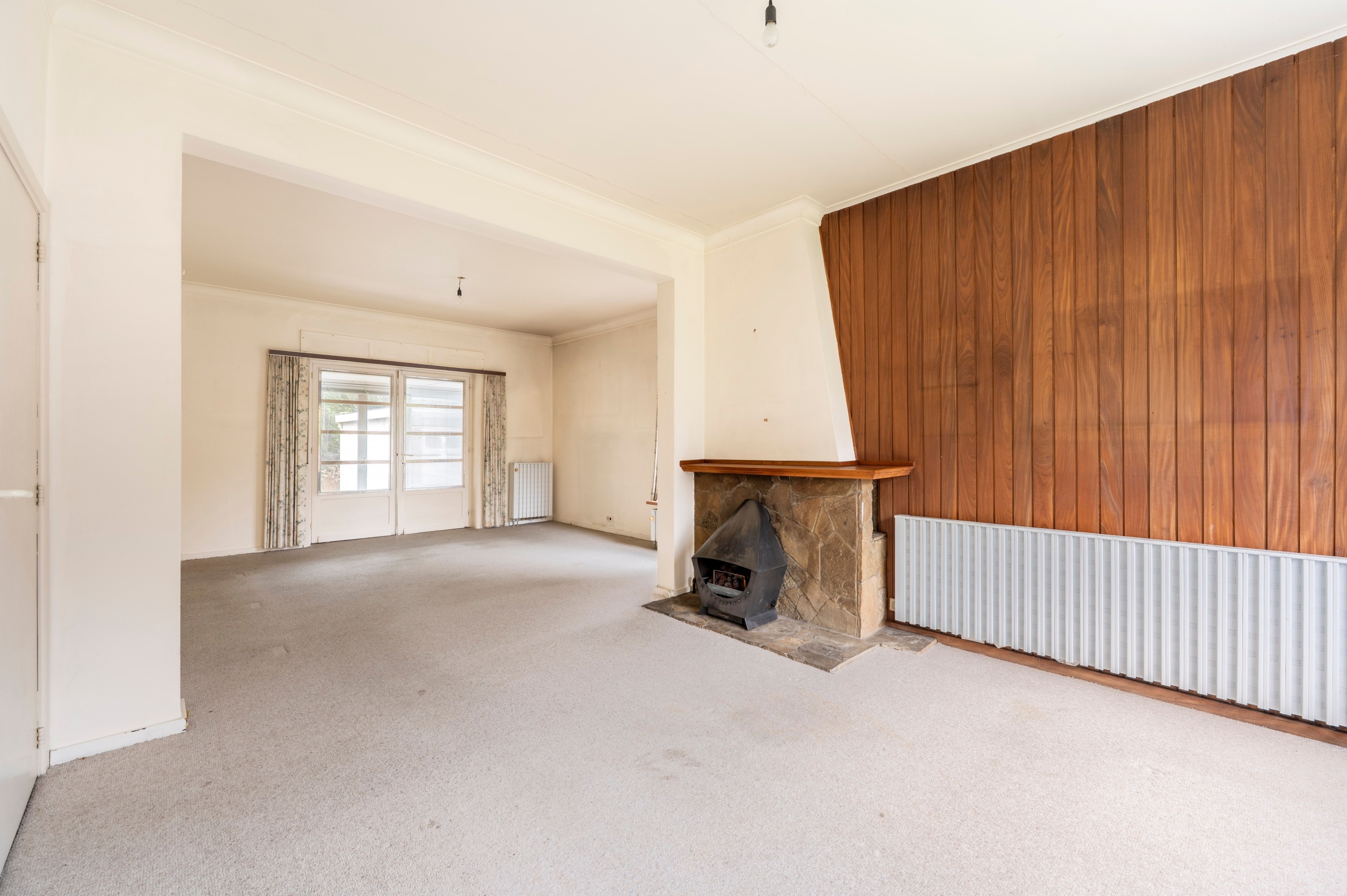 Halfopen bebouwing met veel potentieel, zonnige tuin en garage in Kapellen! - foto 4